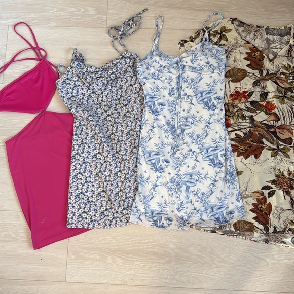 Floral Blue and Pink Women's Dress Bundle of 4 - Picture 4 of 7